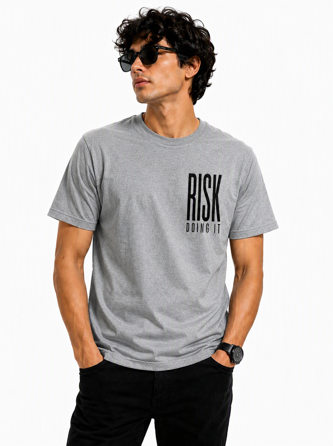RISK DOING IT Graphic T-Shirt – Gray